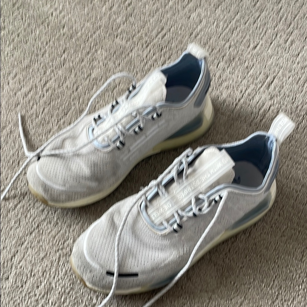 adidas Originals Boost Marque Aux 3 Bandes size 9